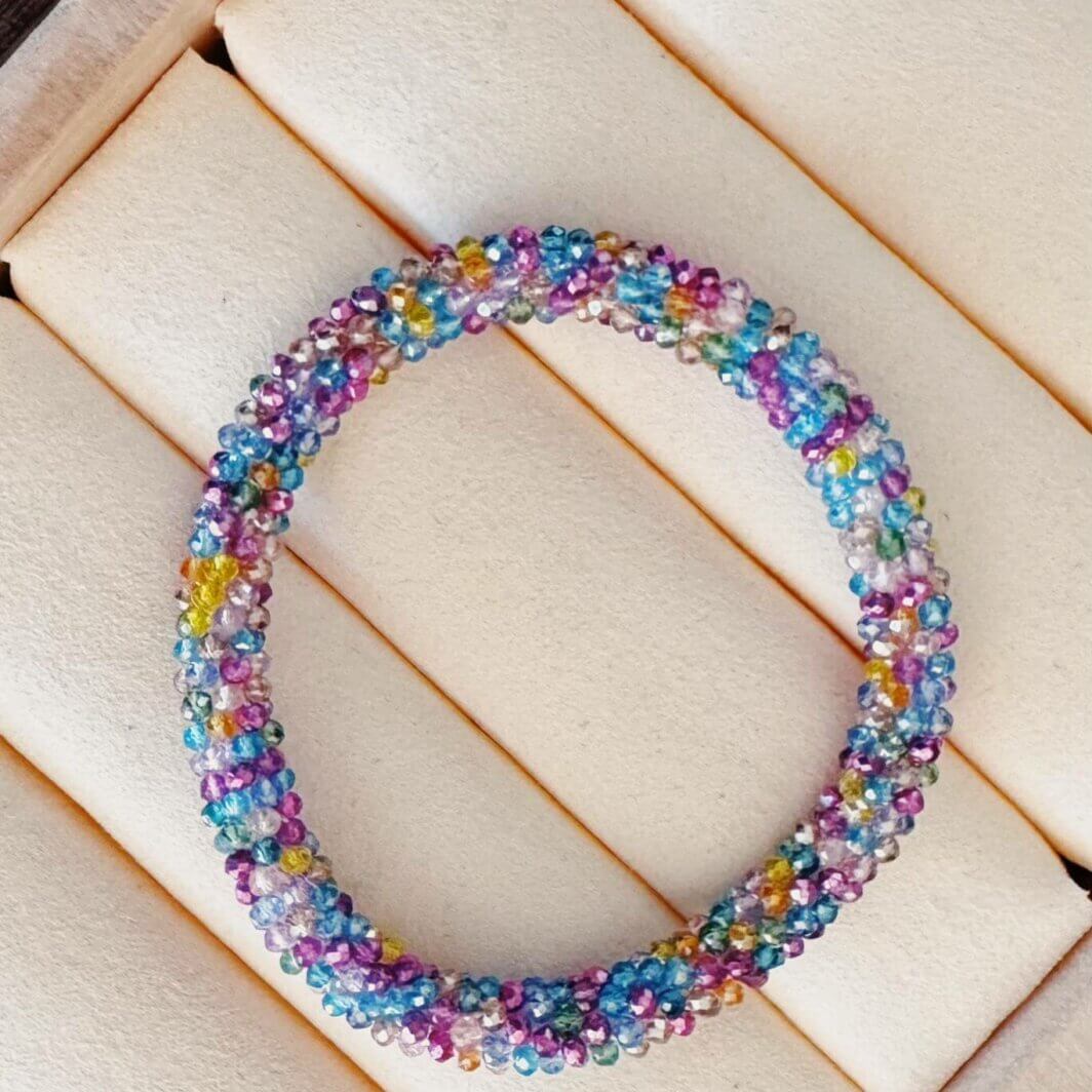 MenaMountain Armband kleiner Regenbogen