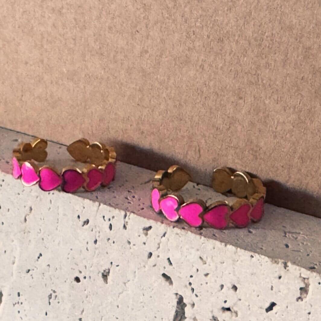 MenaMountain Ring Pink Love