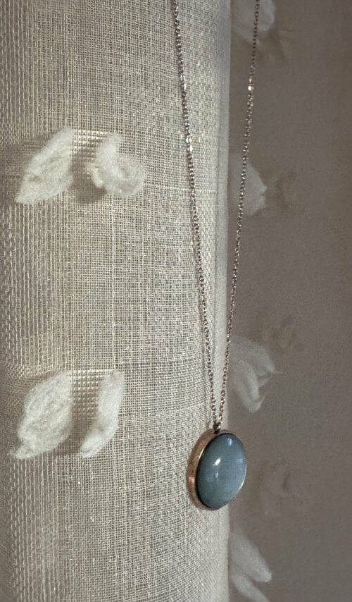 MenaMountain Halskette Rosefarben mintfarbener Cabochon