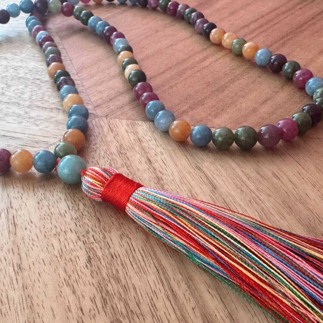 MenaMountain Halskette Mala Malahalskette bunt Sommer traditionell Tradition Schmuck