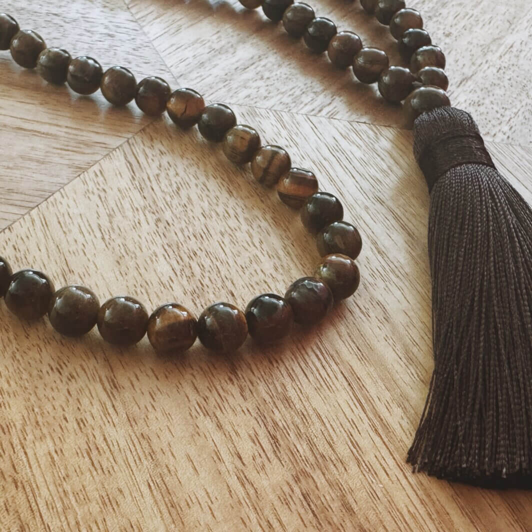 MenaMountain Mala Malastyle Halskette braun schokoladenfarbig Schoko Sommer Tracht traditionell Tradition