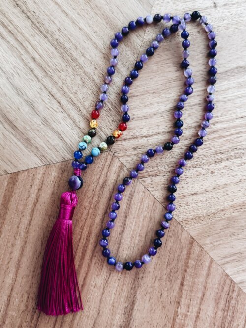 MenaMountain Halskette Malakette Mala Chakren Sommer Sommerschmuck Outfit Tracht traditionell Tradition