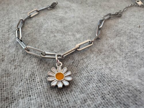 MenaMountain Armband silber Gänseblümchen Geschenk Sommer Sommerschmuck Schmuckliebe